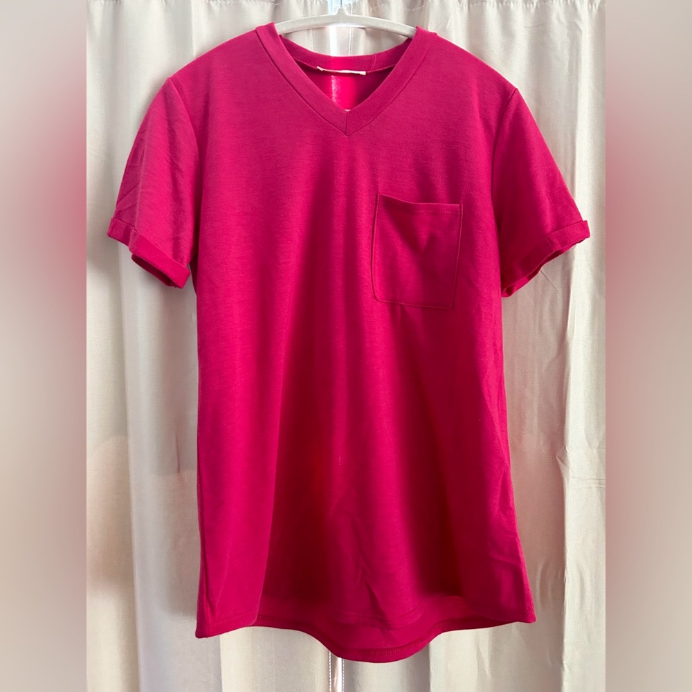 Bright pink pocket tee by Axis